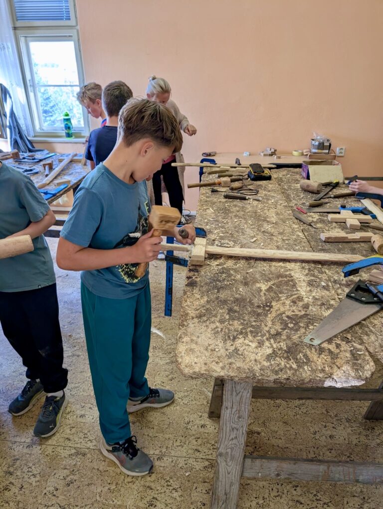 Dřevořezba v 6. třídě